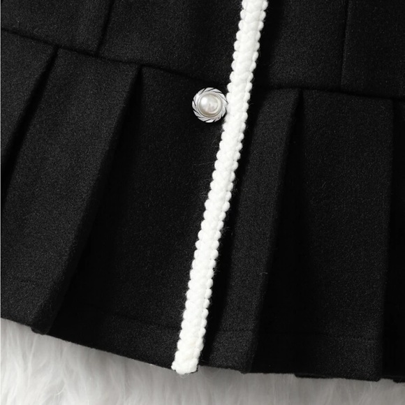 Toddler girls black & white Contrast Trim Pleated Hem button up Coat dress - Picture 4 of 4